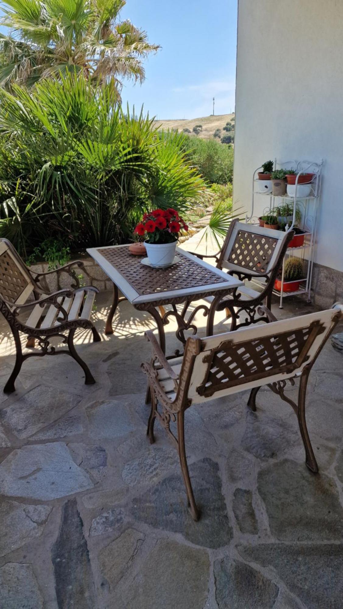 B&B Sa Corte Biancareddu Exterior photo