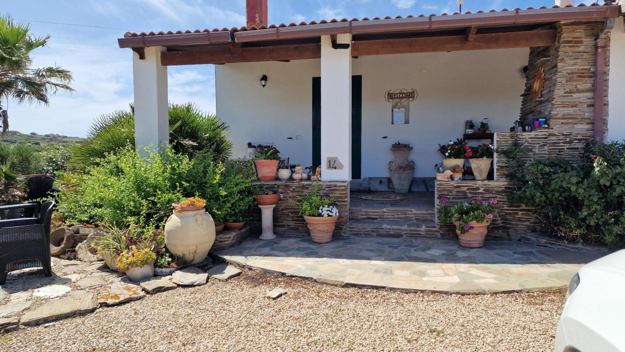 B&B Sa Corte Biancareddu Exterior photo
